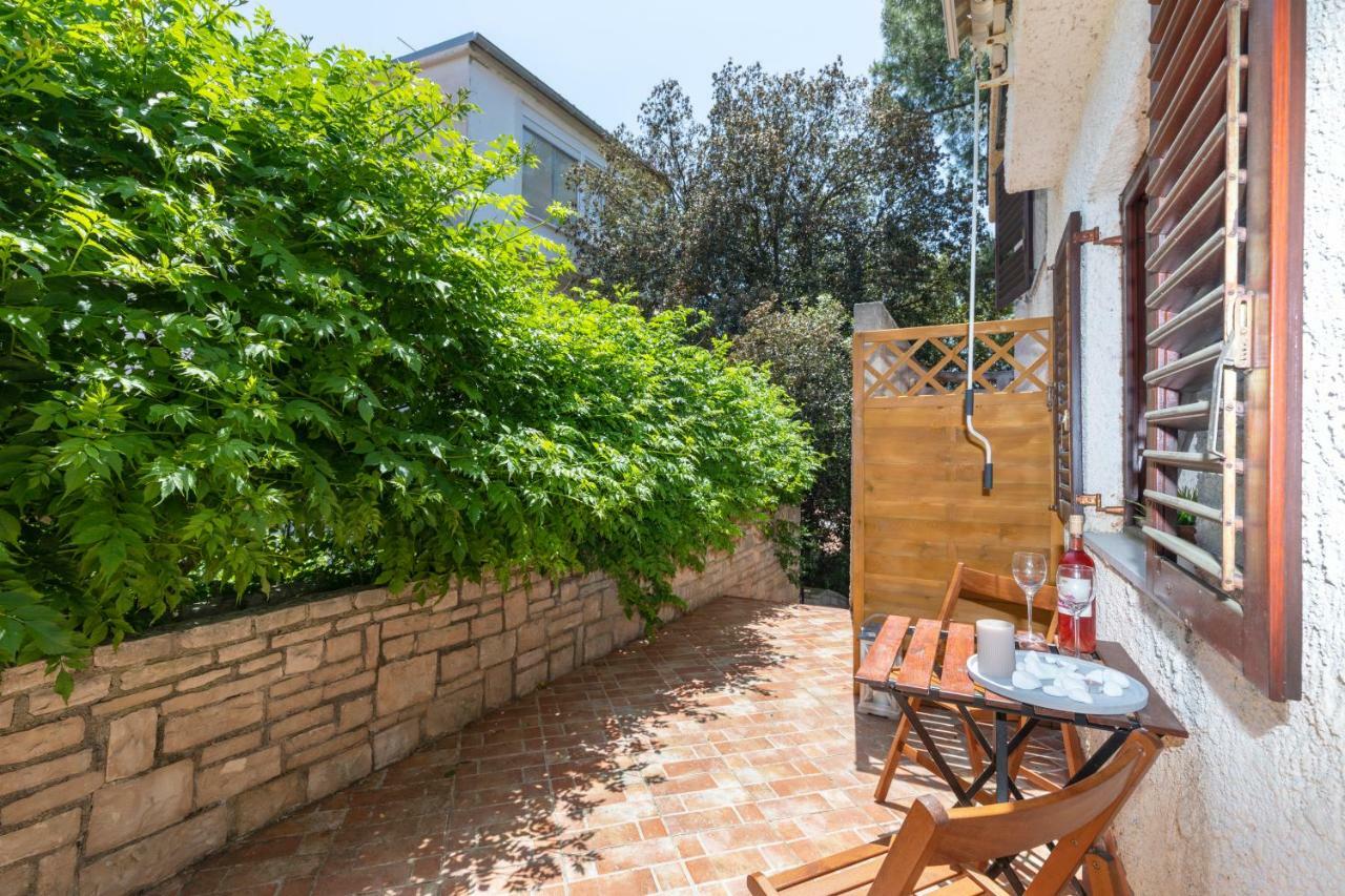 Luca'S Apartment Пула Екстериор снимка